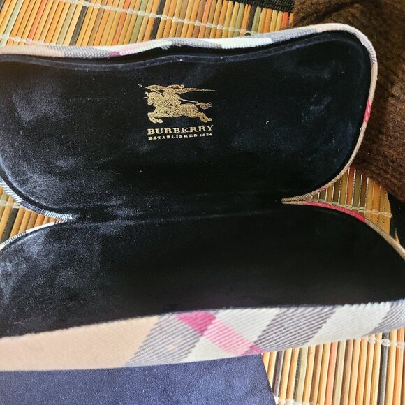 Burberry Sunglasses Tan Nova Check - Picture 9 of 11